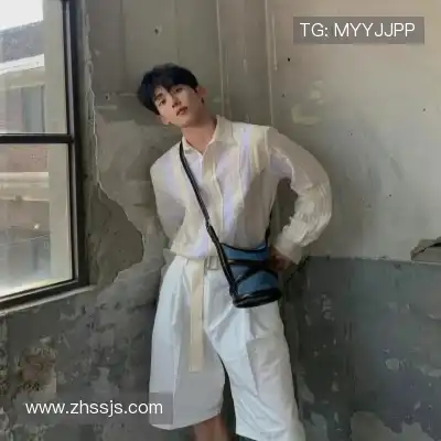 何鹰辉